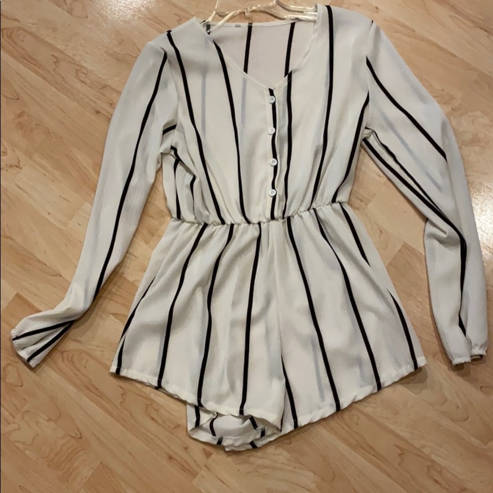 Classy cute romper longsleeve